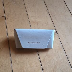 Michael Kors Cream Sunglasses Case